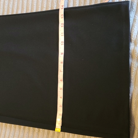 Summer clearance...Bundle 3+ items & Save...Kim&Co black crepe pant - Picture 4 of 6
